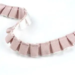 PLEATED BORDER  19.260 PEARL