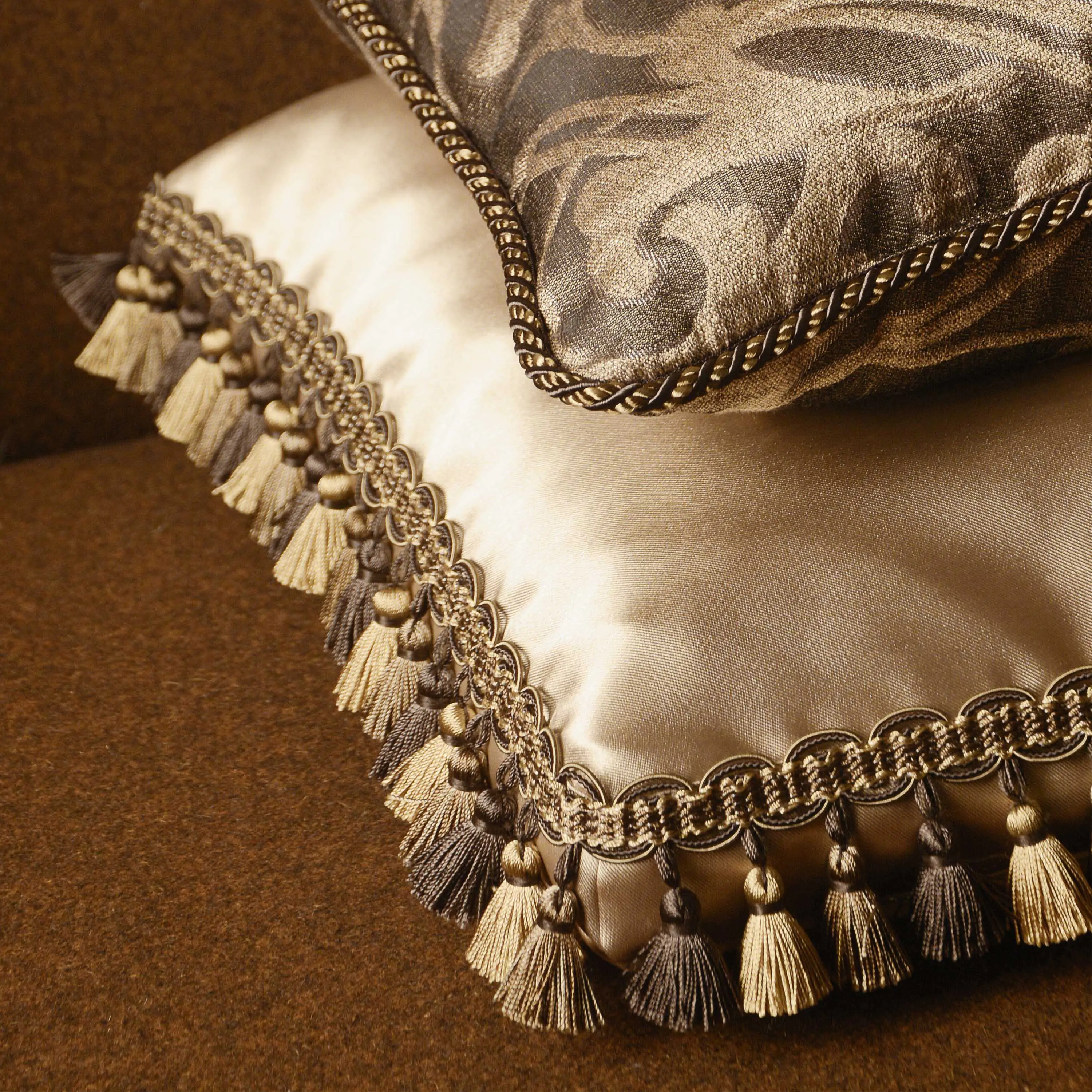 BRAID TASSEL FRINGE AT.557B -