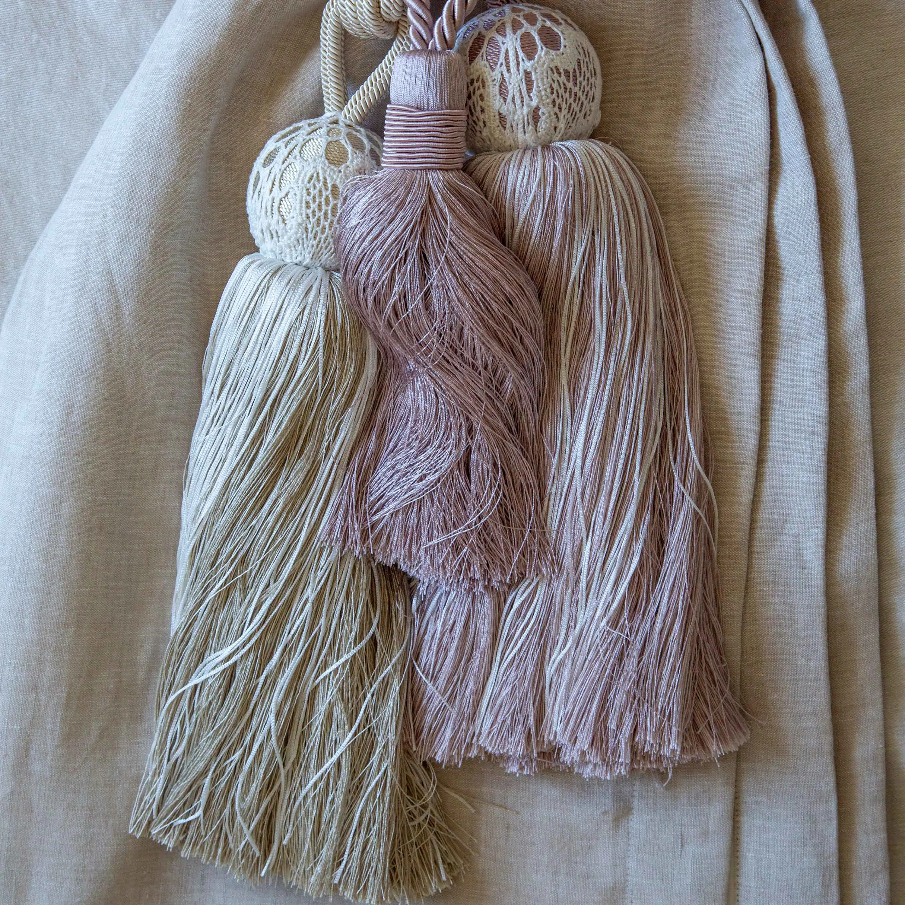 LACE TASSEL TIEBACK 20.947 - 