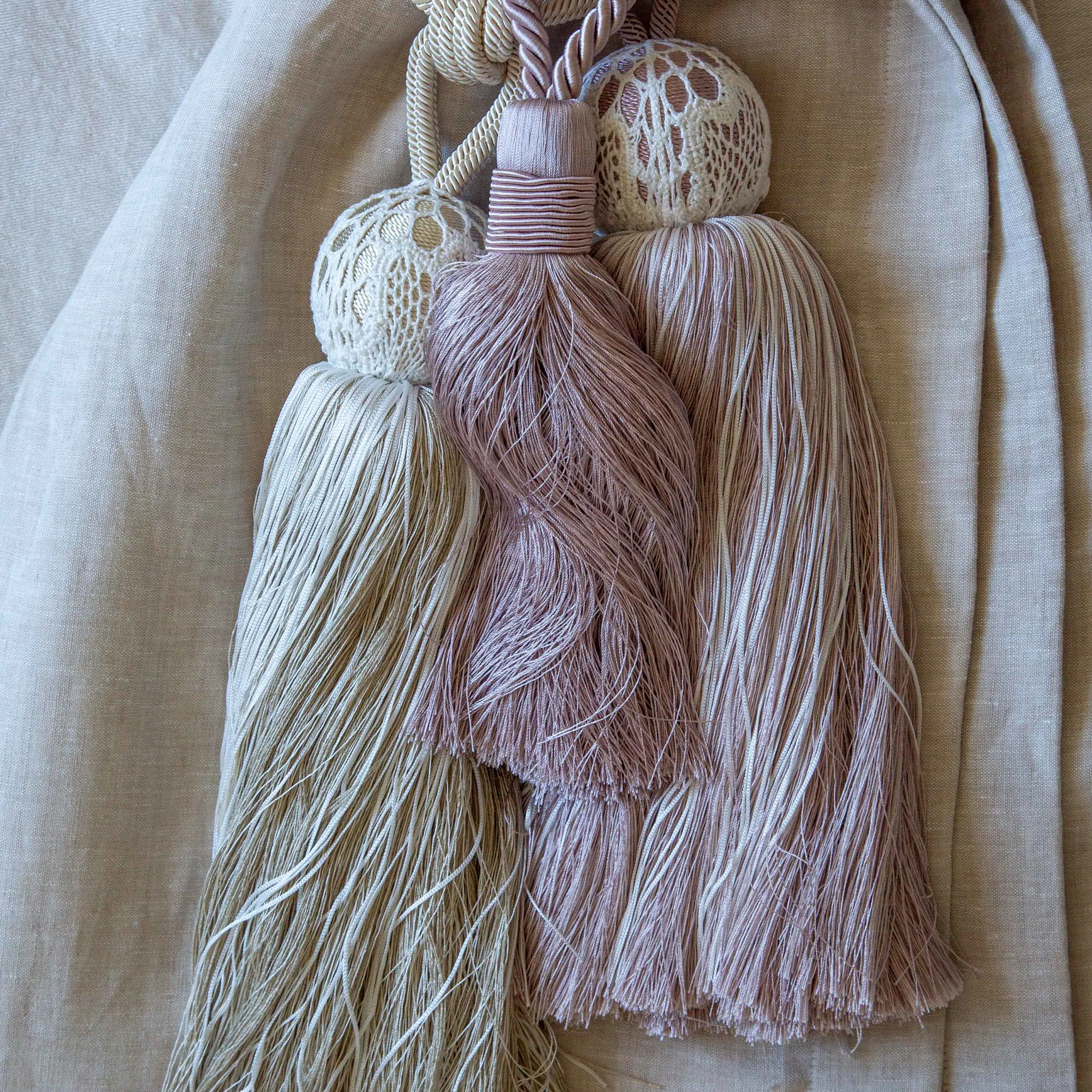 TASSEL TIEBACK 19.596 - 