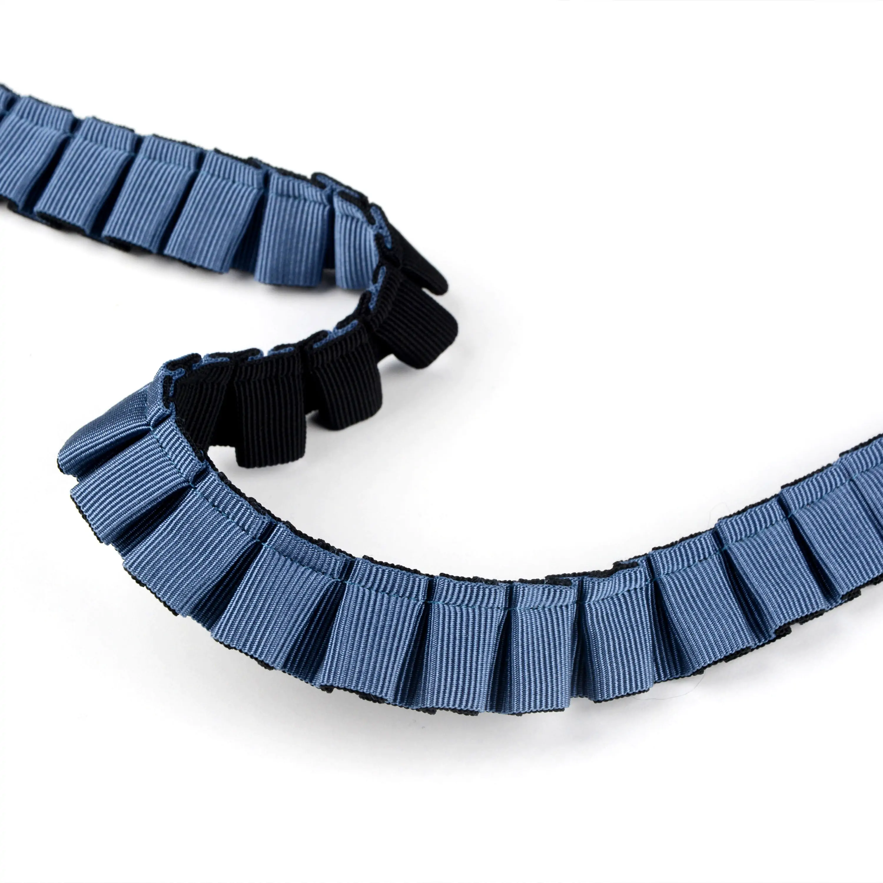 PLEATED BORDER 19.260  -